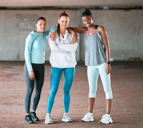 Voorbeelden van athleisure kleding