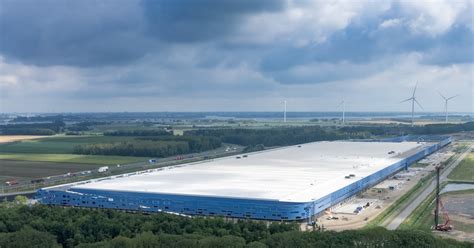 Distributiecentrum Matrix Fitness Moerdijk