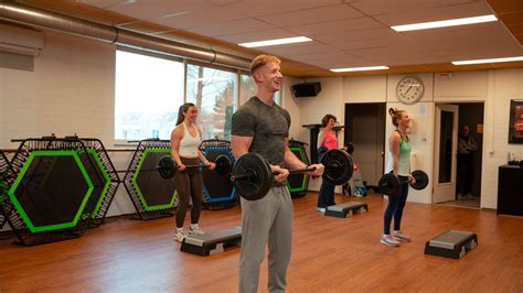 Groepsles in een sportschool