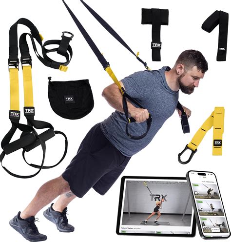 TRX suspension trainer aan een muur bevestigd