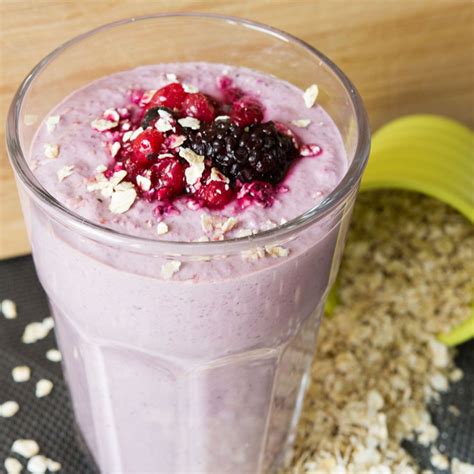 smoothie met fruit en eiwitpoeder
