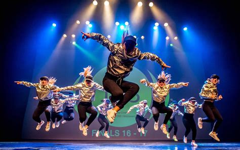 Jonge dansers in actie