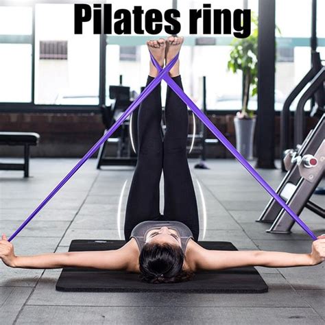 Pilates accessoires: mat, bal, ring, band