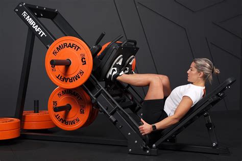 Leg Press Machine met iemand die traint