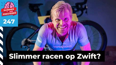 Illustratie van de Zwift virtuele wereld met fietsers