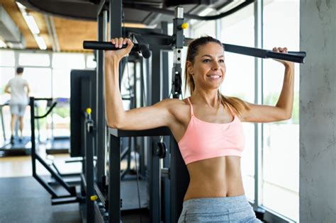 Voorbeelden van fitnessapparatuur voor vrouwen