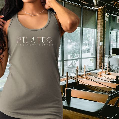 Verschillende stijlen pilates shirts