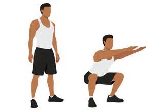 man die body weight squat uitvoert