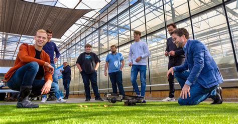 Studenten werken aan robot prototypes