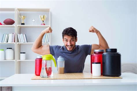 Man die fitness supplementen gebruikt