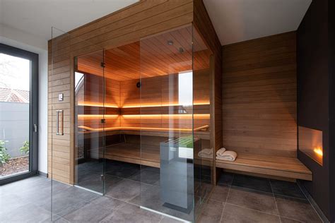 Moderne sauna in een fitnesscentrum