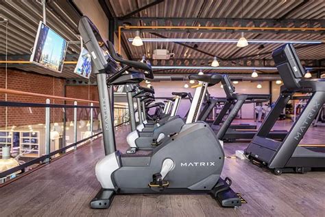 Matrix Fitness apparatuur in een sportcentrum
