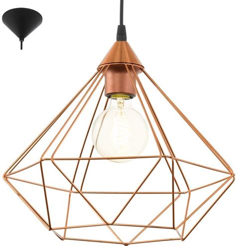 Voorbeeld van een stijlvolle hanglamp met koperen fitting
