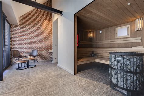 Foto van een sauna of relaxruimte in een sportschool