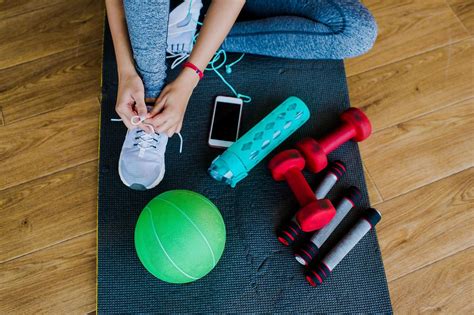 Thuis sporten met kleine materialen