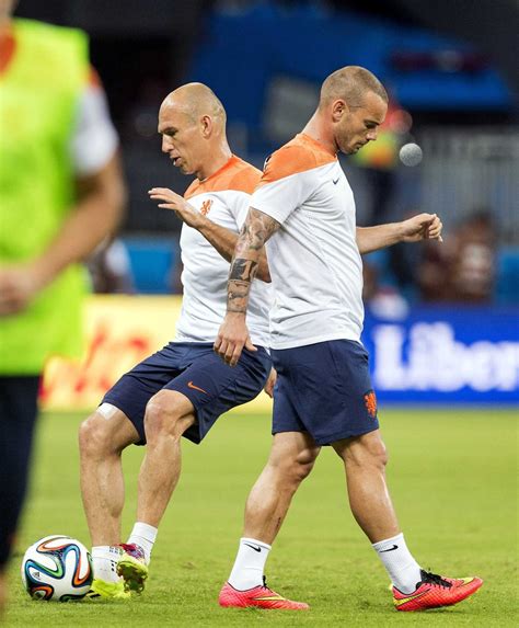 Wesley Sneijder tijdens een training