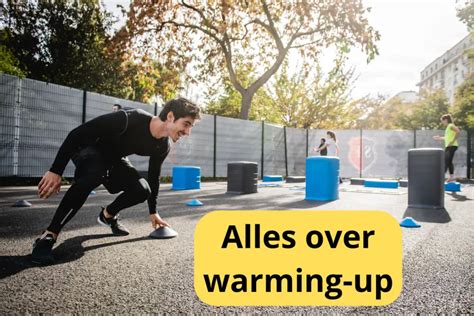 Personen die een warming-up doen met heupdraaien