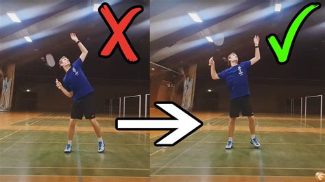 Een volleybalspeler die een smash uitvoert