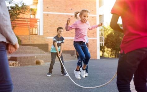 Overzicht van online winkels die kinder springtouwen aanbieden