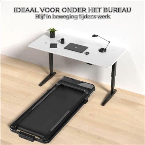 Ingeklapte loopband voor onder het bureau