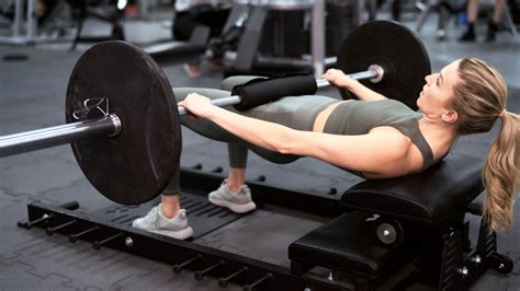 Correcte plaatsing van de barbell bij de hip thrust