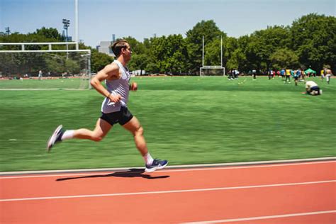 Sprint training op een atletiekbaan