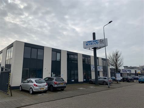 Showroom Perfect Fit Automotive