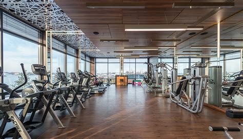 Fitness studio met apparatuur