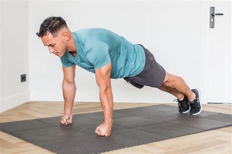 Verschillende variaties van push-ups