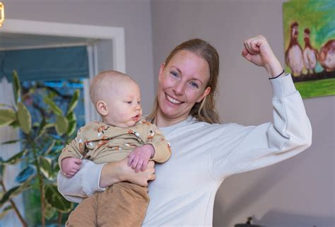 Moeder met baby tijdens bootcamp