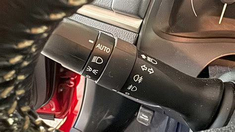 Illustratie van kentekenverlichting op een auto