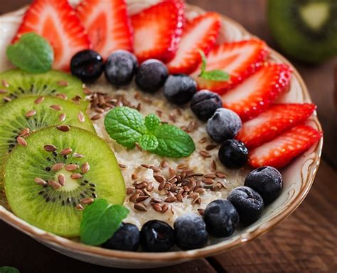 Gezonde havermoutpap met fruit