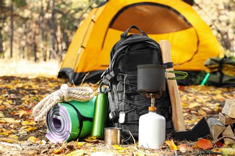 Kampeeruitrusting voor een trekking