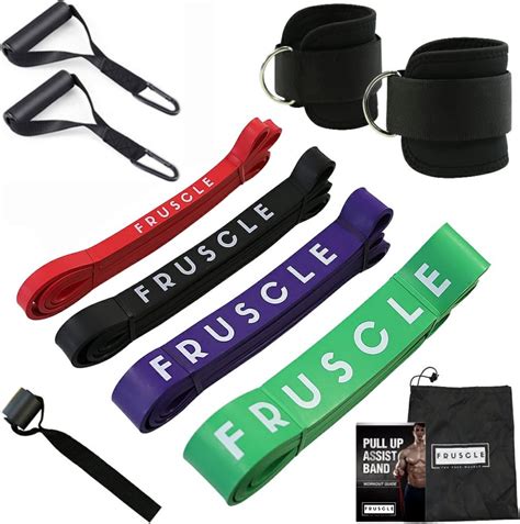 Verschillende soorten fitness elastieken met logo