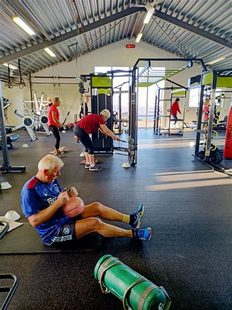 Groepsles fitness voor ouderen