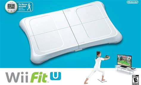 Man die Wii Balance Board gebruikt voor oefening