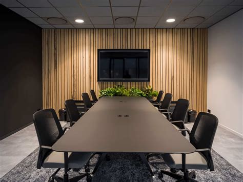 Interieur van een vergaderruimte in De Koploper