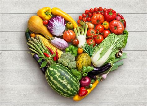 Afbeelding van gezonde voedingsmiddelen zoals groenten, fruit en volle granen