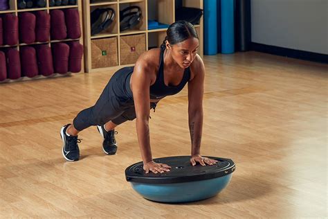 Plank op een Bosu bal