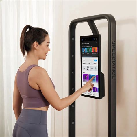 Illustratie van een smart home gym met digitale interface